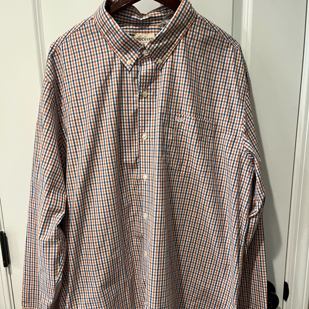 Dockers button down